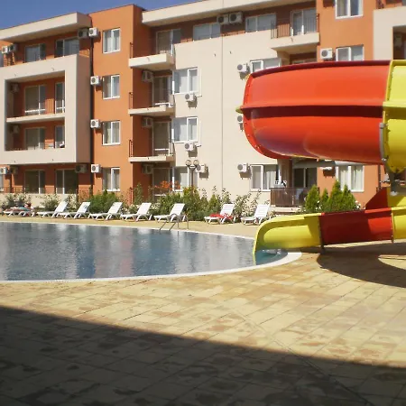 аппартаменты в болгарии на солнечном берегу в Fort Noks Holiday Golf Club アパート
